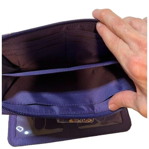 Vera Bradley Wallet Turn-lock Zipper Venetian Purple Paisley Boho Cottagecore - Picture 4 of 4